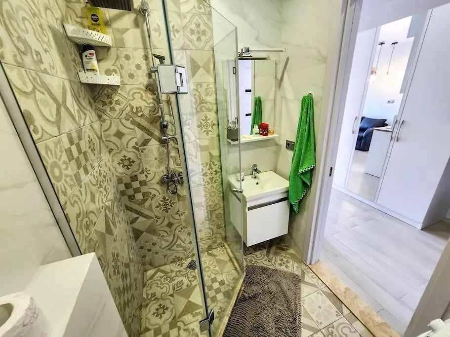 Nik Real Palace Black Sea Towers Batumi Apartment